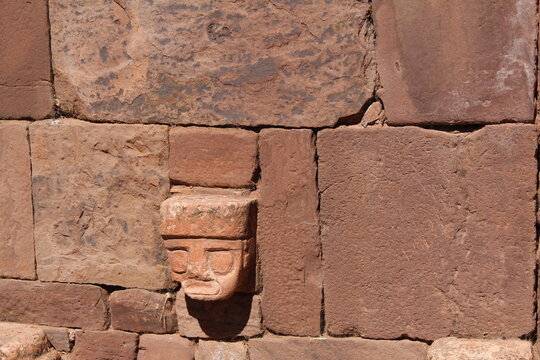 Detalle de rostro en Tiahuanaco.