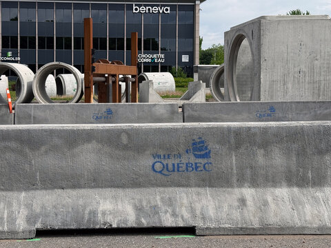 Travaux routiers sur le boulevard Laurier &agrave; Qu&eacute;bec.