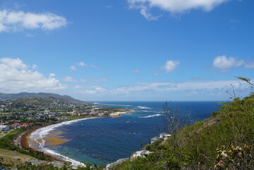 Obraz premium St. Kitts & Nevis Panorama view from Timothy Hill Overlook - Caribbean Sea 