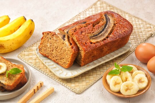 Banana bread is perhaps more commonly known as banana cake or banana cake. 