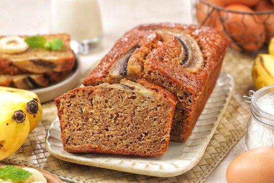 Banana bread is perhaps more commonly known as banana cake or banana cake. 