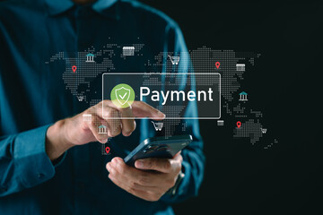 Obraz premium Transfer money online payment secure transaction digital wallet system, mobile banking financial technology facilitates global ecommerce money transfer using smartphone world map interface