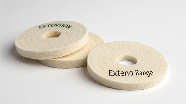 Felt discs for polishing and deburring tasks with labels showcasing extension capabilities in industrial applications