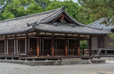Obraz premium Traditional Wooden Hall at Toshodaiji Temple in Nara Japan
