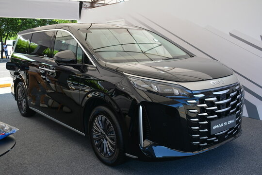 Byd emax 9 at Autofocus test drive festival in Pasay, Philippines