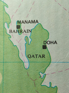 Map of Qatar and Bahrain with Doha and Manama cities