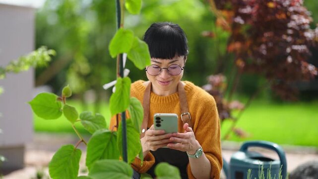 Using a Gardening App