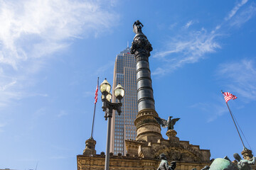 Naklejka premium Soldiers' and Sailors' Monument at Cleveland Public Square in downtown Cleveland Ohio USA