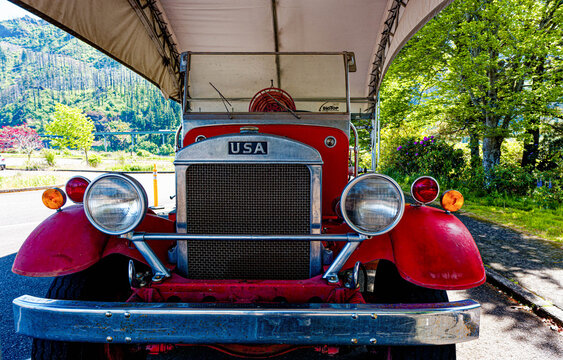 Historic Bonneville Dam Fire Engine No. 1 at the Columbia River Gorge Visitor Area