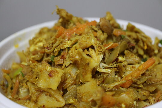 Sri Lankan food delivery: kottu roti