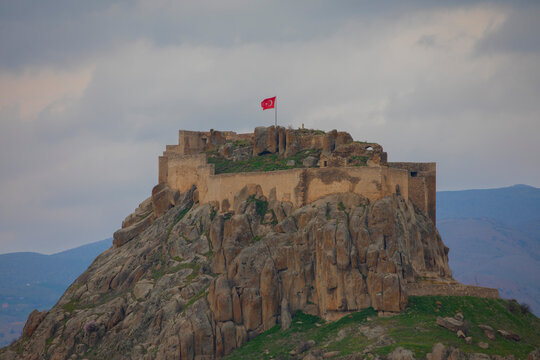 Pertek is located in the south of Tunceli province. It is separated from the Elazığ province by the Keban Dam Lake.