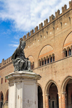 Statue of Pope Paul V and Palazzo dell'Arengo in Piazza Cavour Rimini