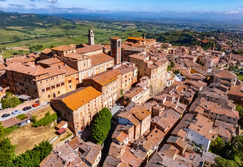 Naklejka premium Aerial view of Montepulciano,Tuscany, Italy