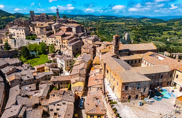 Naklejka premium Aerial view of Montepulciano,Tuscany, Italy