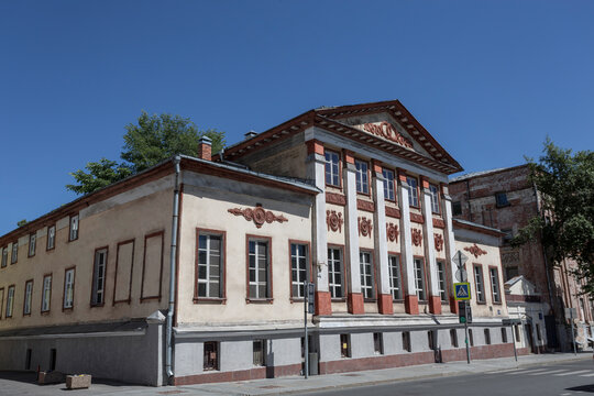 House of the Perovskys, 27 Novaya Basmannaya Street, architectural monument, 1819, Moscow, Russia