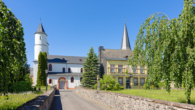 Innenhof von Kloster Steinfeld in Kall in der Eifel