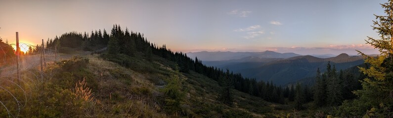 Fototapeta premium sunrise in the mountains