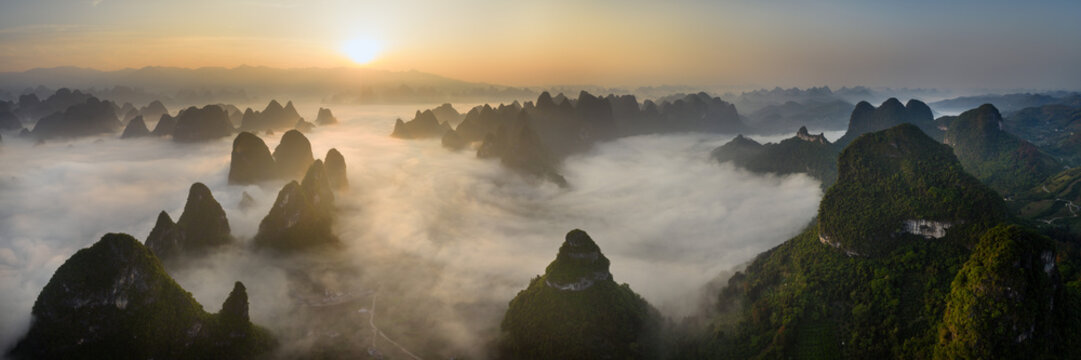 Xingping Karst Mountain Cloud Inversion Sunrise Guilin China