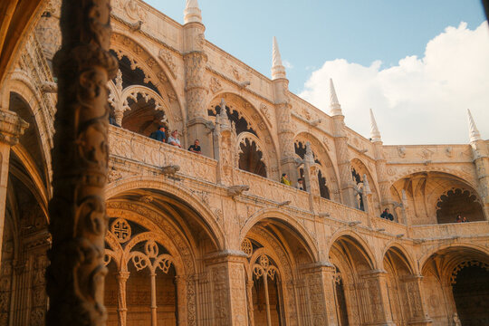 Historic Cloisters of Jer&oacute;nimos Monastery, Lisbon