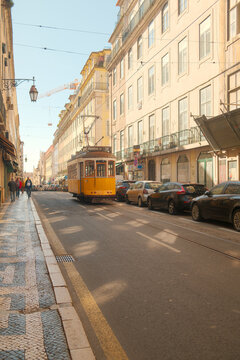 Iconic Pra&ccedil;a do Com&eacute;rcio and Rua Augusta Arch in Lisbon