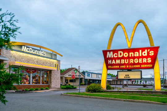 Rome, NY - Jun 7, 2026: Exterior and golden arch of the McDonald&rsquo;s restaurant at 102 Erie Boulevard West, Rome, NY 13440, United States, part of McDonald&rsquo;s Corporation, a global quick‑service brand