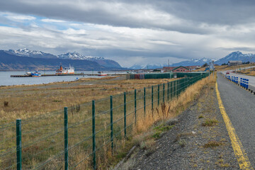 Fototapeta premium Pureto Natales Patagonia -Coastal highway view