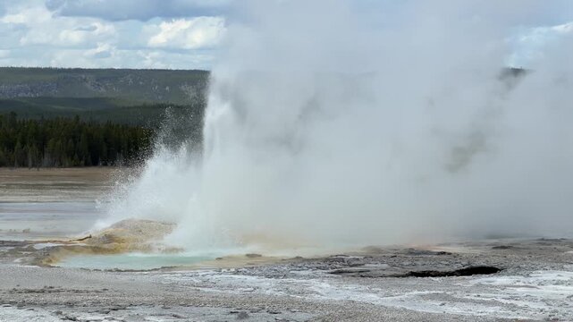 Yellowstone National Park - Clepsydra Geyser in Lower Geyser Basin