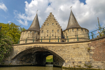 Fototapeta premium View of the Rabot (also known as Porte de Garde or Rabot Sluice), a famous monumental fortified gate and sluice located in Ghent, Belgium