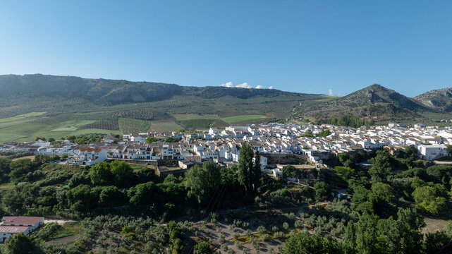 Vistas del municipio de Cuevas del Becerro en la serran&iacute;a de Ronda, Espa&ntilde;a