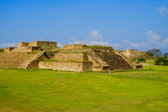 Monte Alb&aacute;n Archaeological Site in Oaxaca