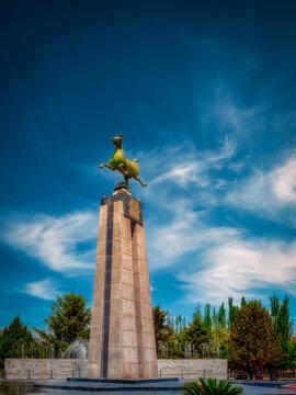 gansu flying horse statue