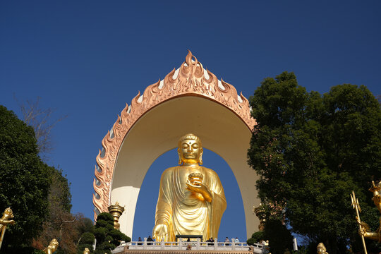 Golden Amitabha Buddha at East Lin Temple, Lushan, Jiangxi, China