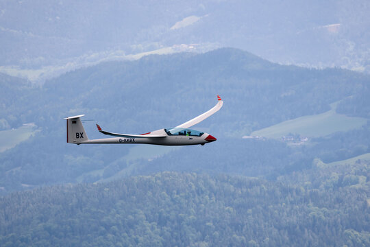 Rax, Austria: D-KKBX  gliding Aircraft in the air