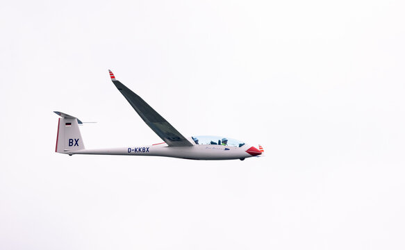 Rax, Austria: D-KKBX  gliding Aircraft in the air