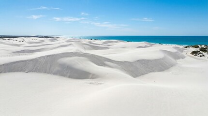 Fototapeta premium snow on the beach