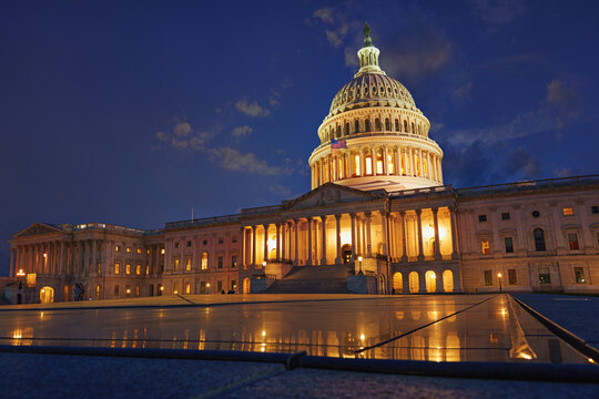  US Capitol building at sunset, Washington dc, usa In twilight, with a long exposure.