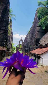 Aluvihara rock cave temple, matale.