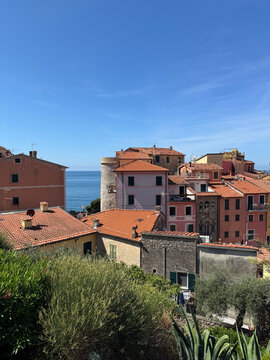 tellaro