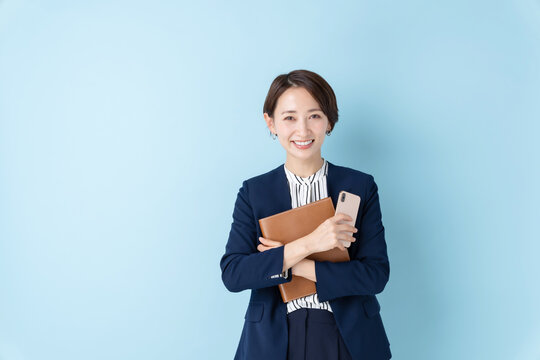 ビジネス　女性
