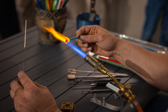 Lampworking Making glass bead. Lampwork studio	