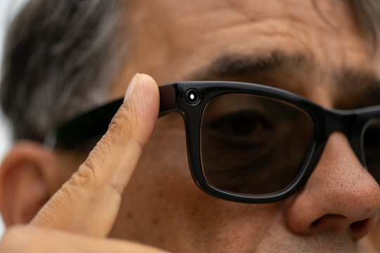 Smart Glasses