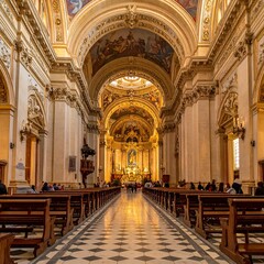 Fototapeta premium A stunning interior of an ornate church with a high, arched ceiling