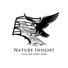 Naklejka premium Dynamic wildlife emblem representing vision and natural beauty for outdoor organizations.