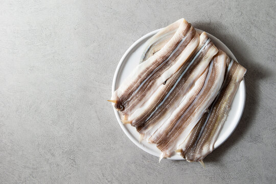 Raw eel with bones and thorns removed