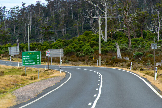 Cradle Mountain Road (C132) - Tasmania