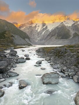 Sunrise on the Hooker Valley Track hiking trail, Mount Cook National Park, South Island, New Zealand, Oceania
