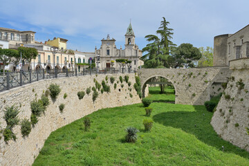 Obraz premium Aragonese castle, dry moat and ancient town of Venosa, Basilicata, Italy