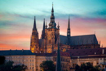 Fototapeta premium Prague Castle and St Vitus Cathedral at sunset