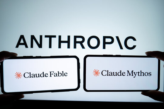 San Francisco,USA-Jun.17.2026:An AI mobile screen displaying "Claude Fable" and "Claude Mythos" in front of the Anthropic logo.