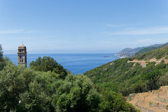 Le Cap Corse et le village de Pino - Haute-Corse - France